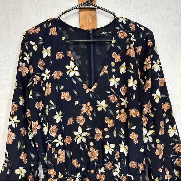 Sugar Lips Navy Blue Floral Long Bell Sleeve Boho Romper Size M - Picture 2 of 11